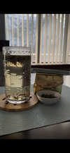The tea soup is very crystal clear and the smell is very nice